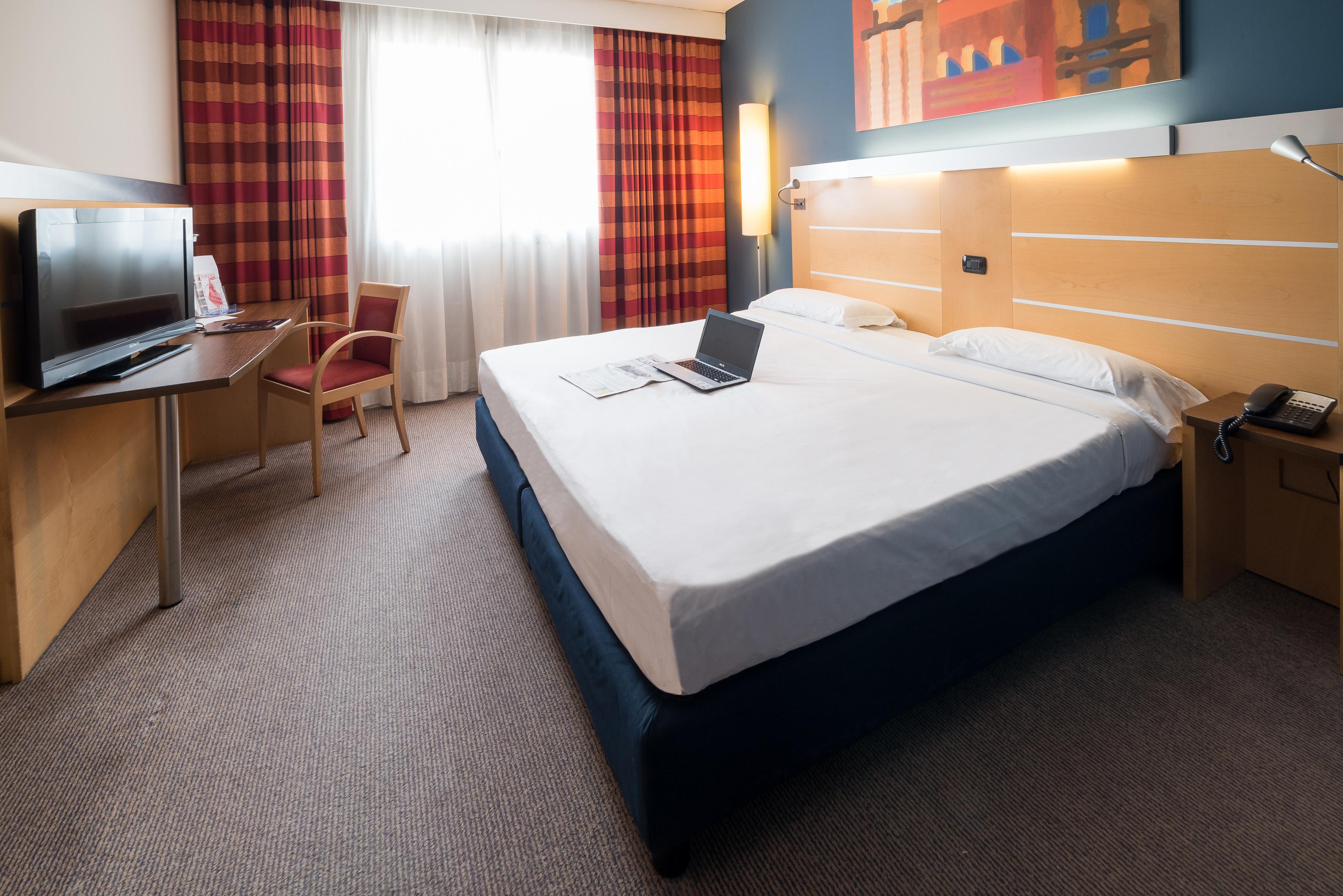 Idea Hotel Torino Mirafiori Extérieur photo